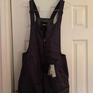 Brand new women’s ski pants